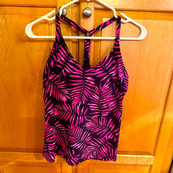 BNWT Macy’s Exclusive “Island Escape” Tropical Print Bathing Suit - Picture 1 of 6